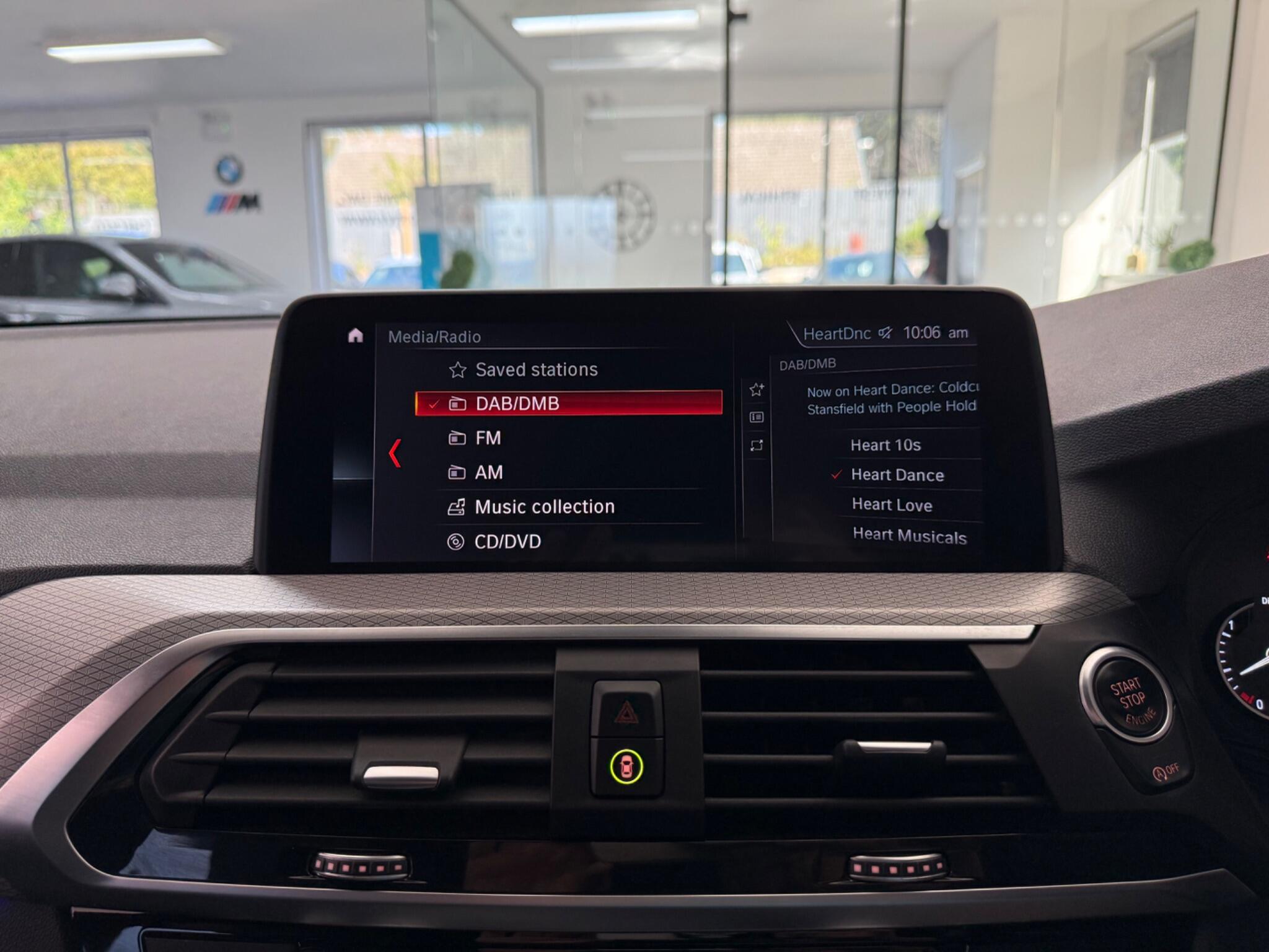 BMW X3 view 12