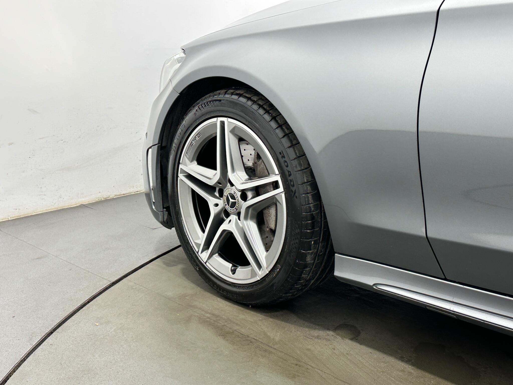 Mercedes-Benz C Class view 47