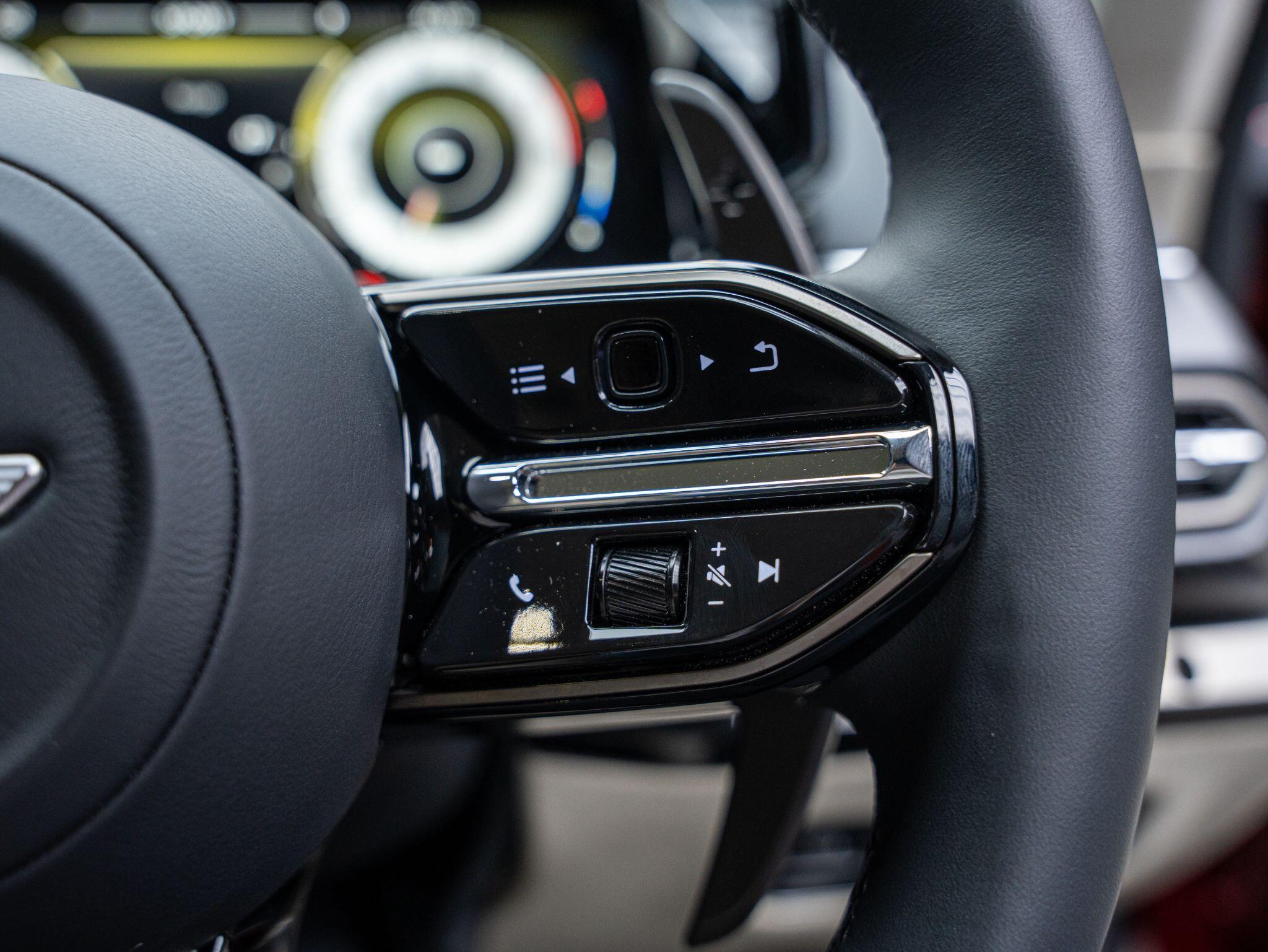 Aston Martin Vantage view 38