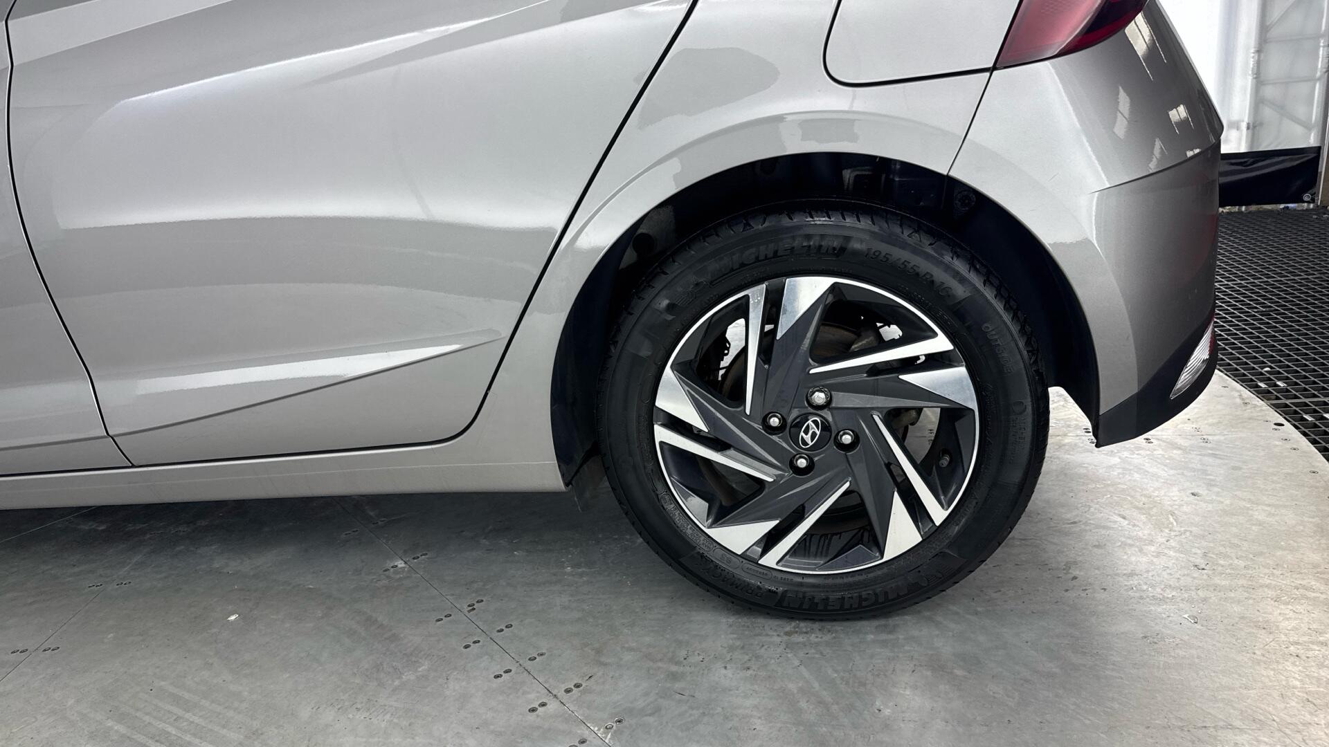 Hyundai i20 view 23