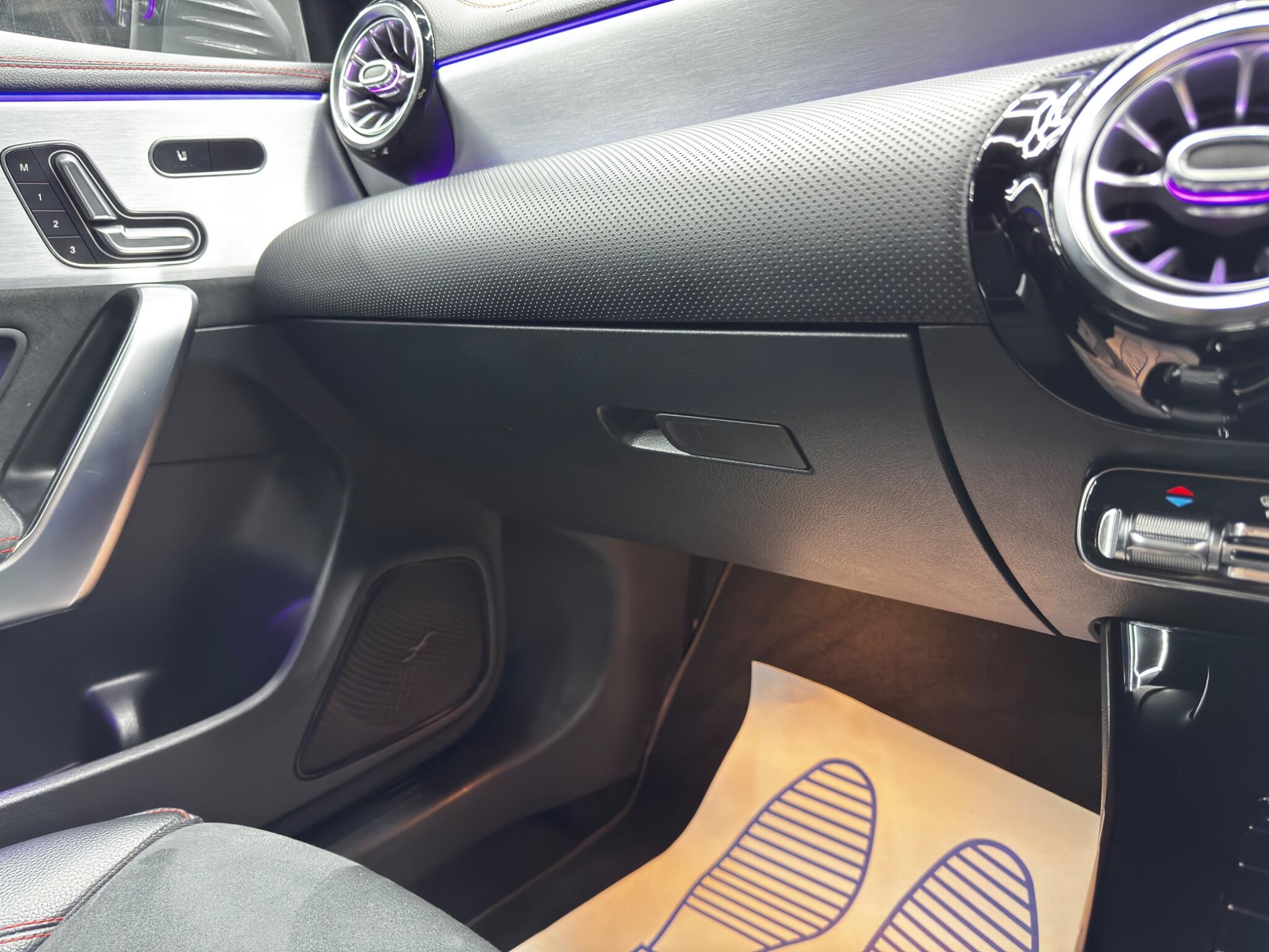 Mercedes-Benz CLA view 39