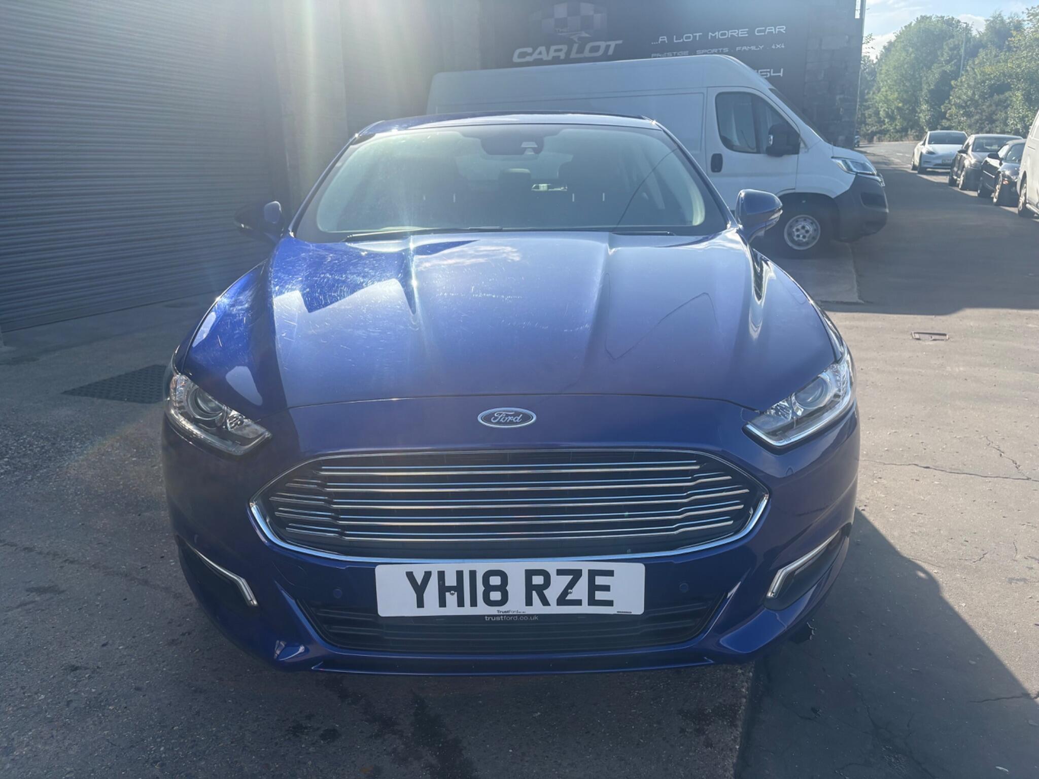 Ford Mondeo view 3