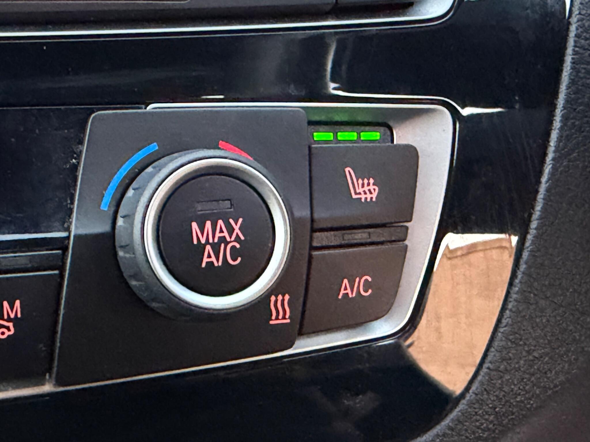 BMW 1 Series view 19