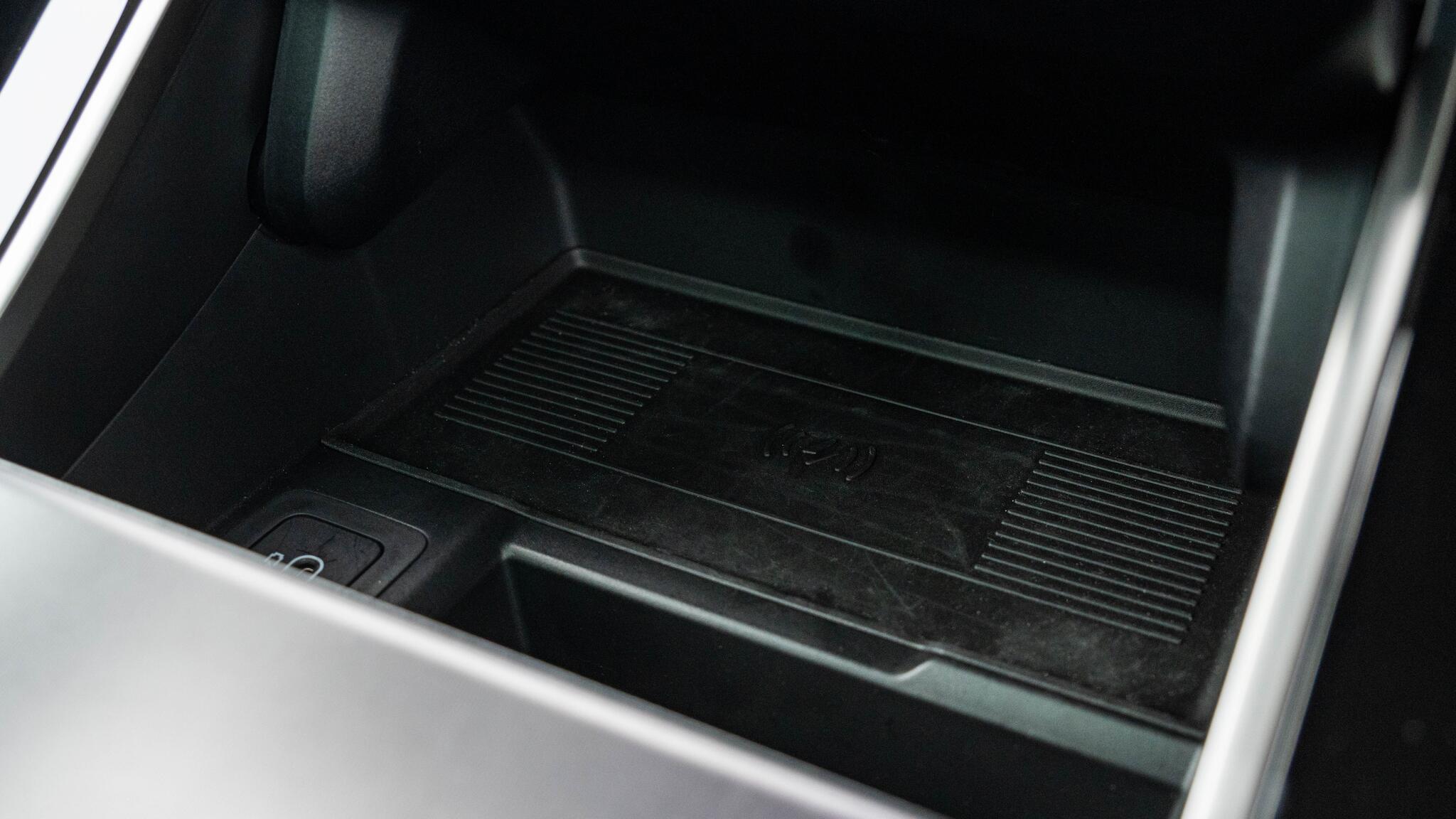 Land Rover Range Rover Evoque view 42