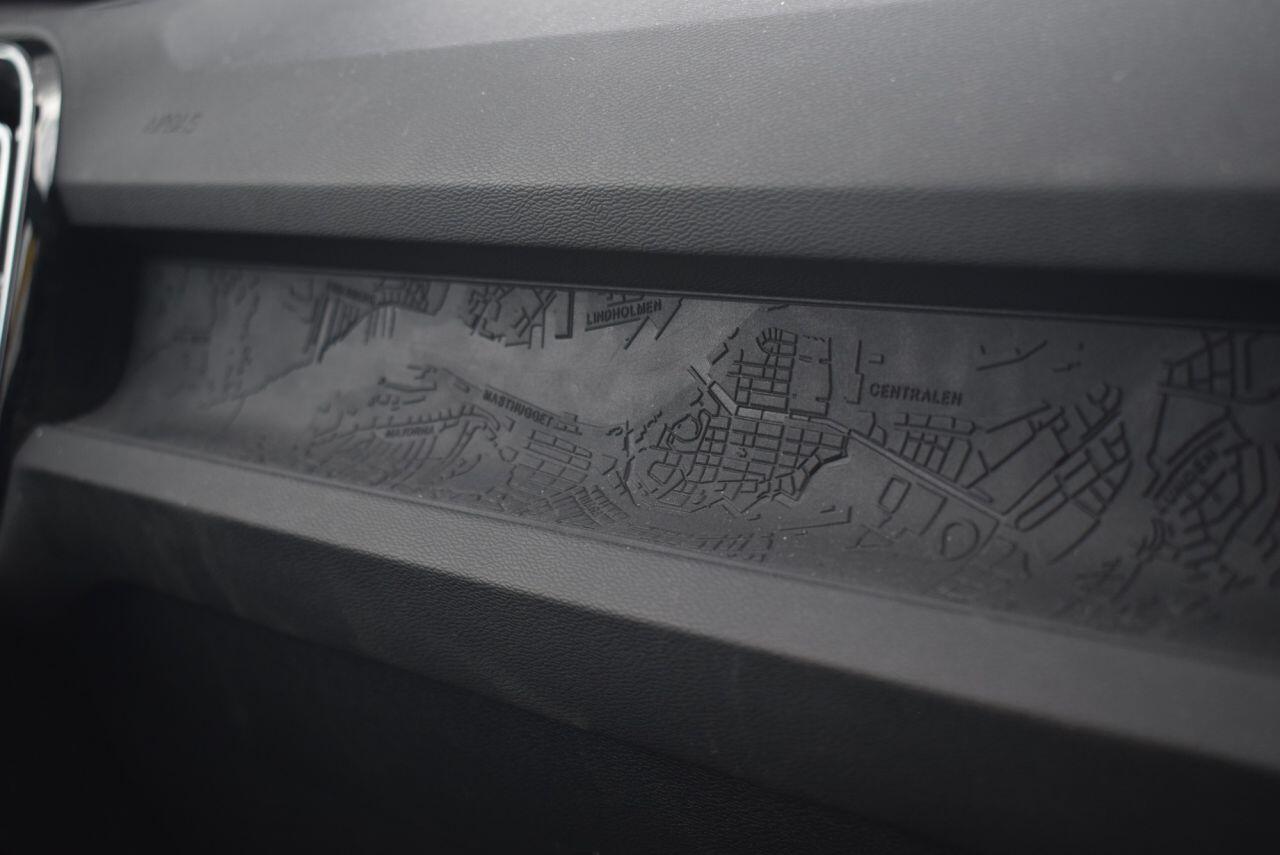 Volvo XC40 view 19