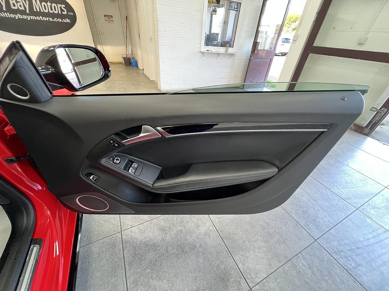 Audi A5 view 13