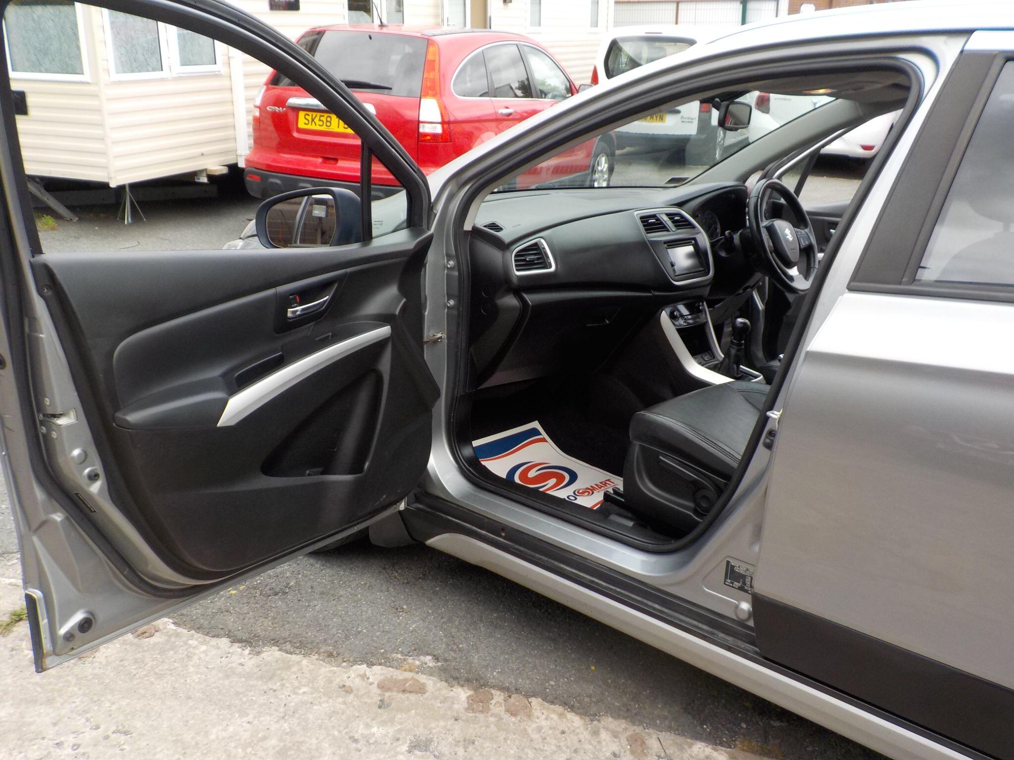 Suzuki SX4 S-Cross 1.6 SZ5 ALLGRIP Euro 6 5dr