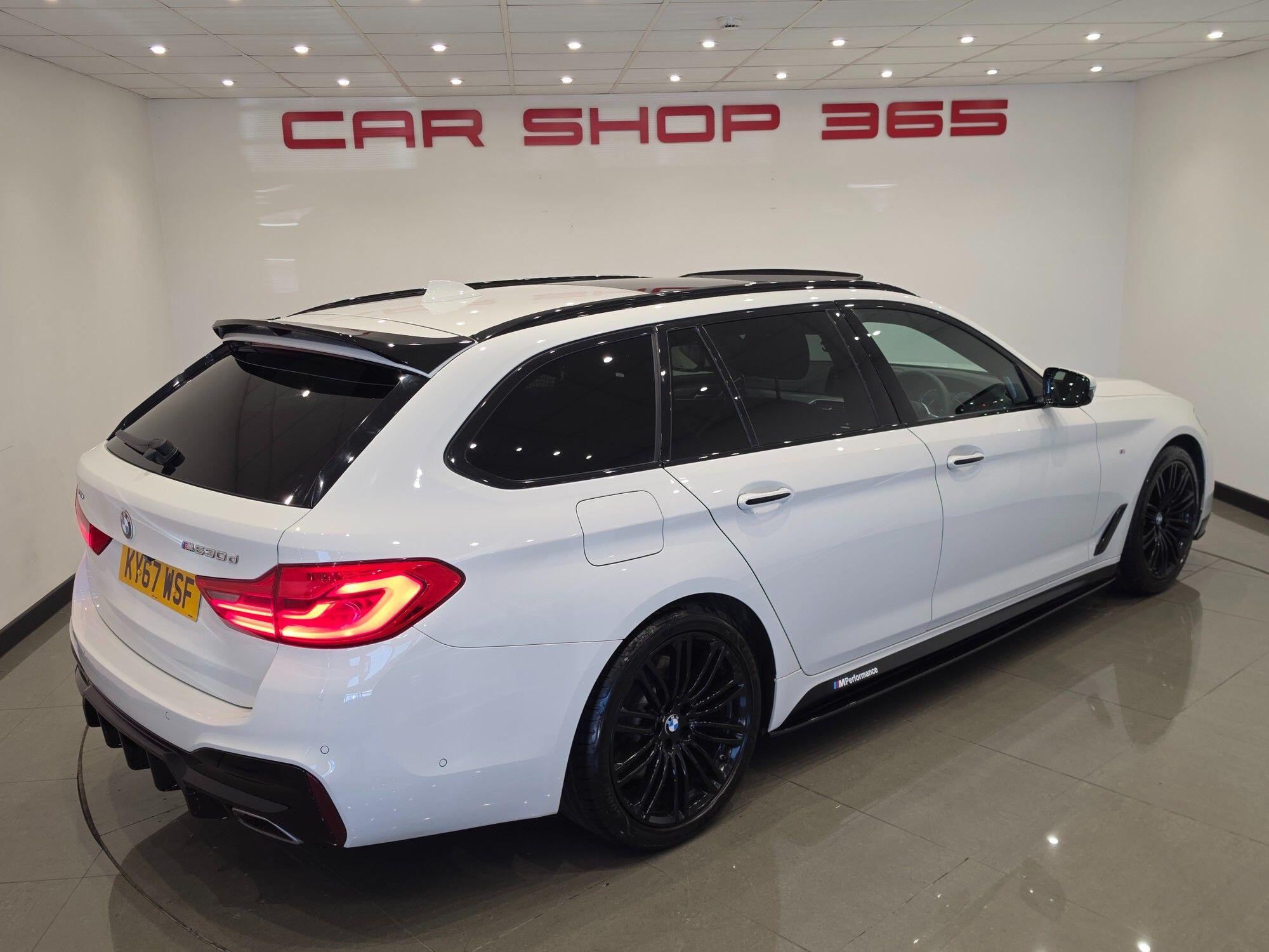 BMW 5 Series view 5
