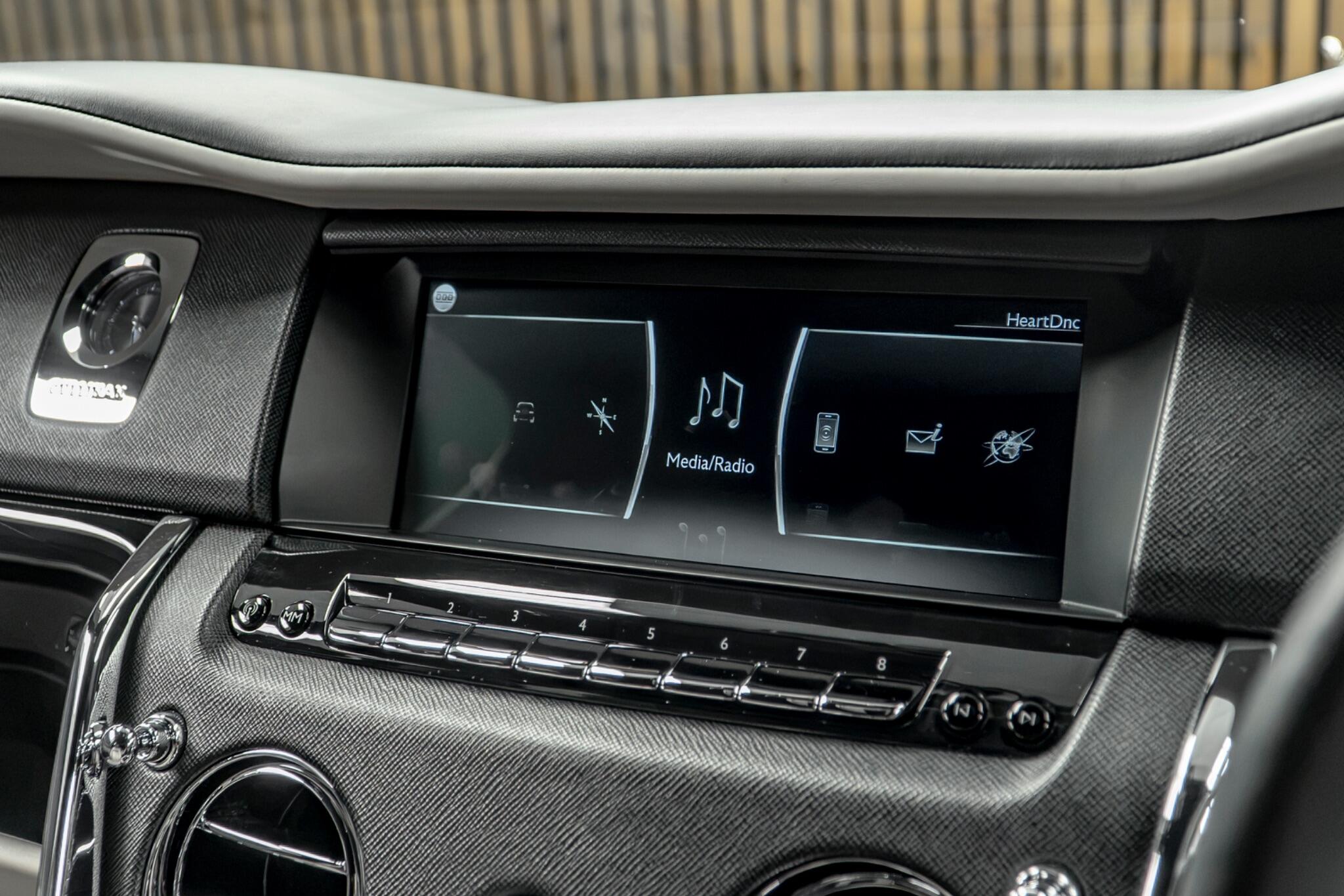 Rolls-Royce Cullinan view 39