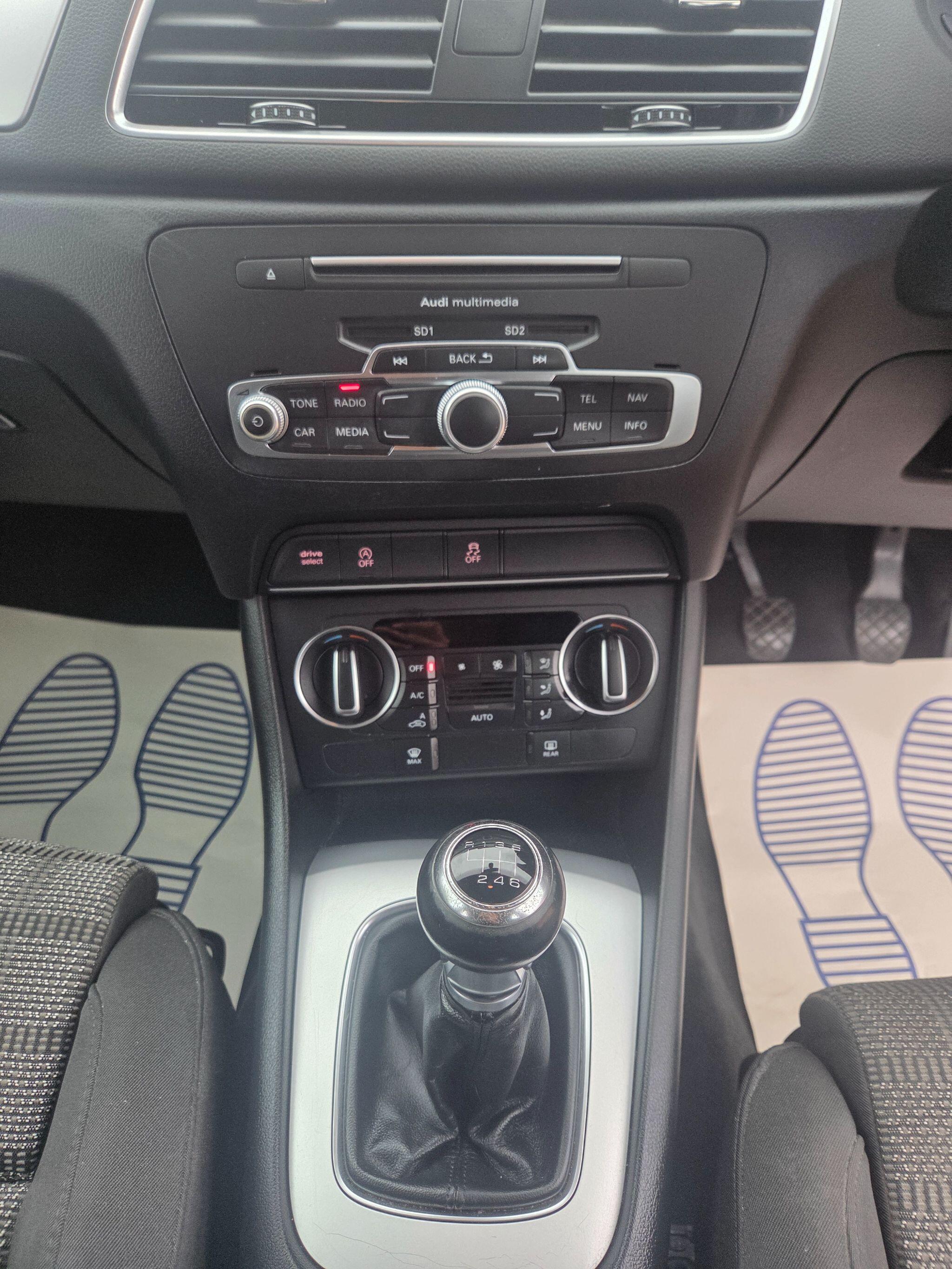 Audi Q3 view 31