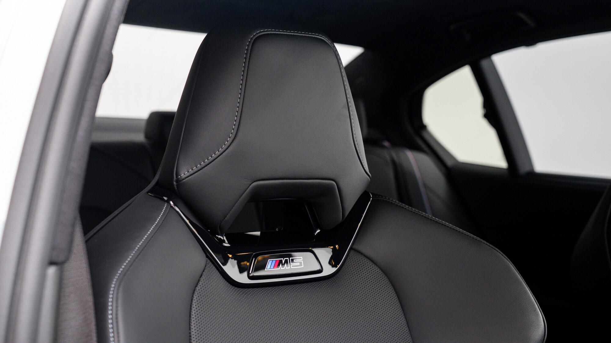 BMW M5 view 42