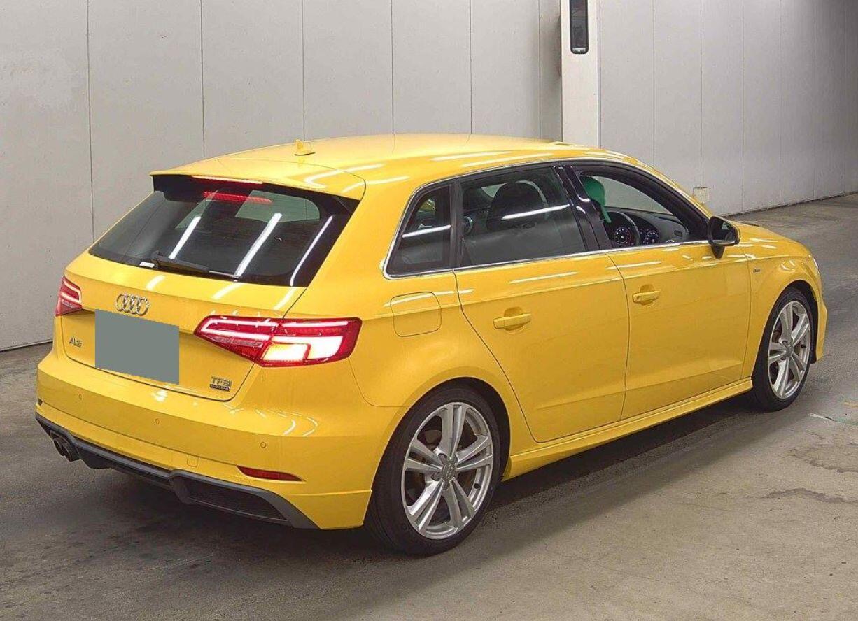 Audi A3 view 9