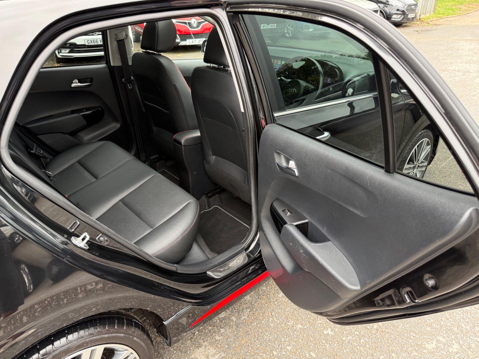 Kia Picanto view 32