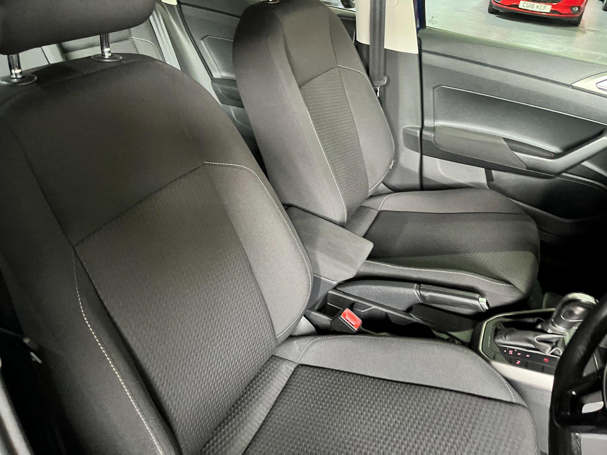 Volkswagen Polo view 20