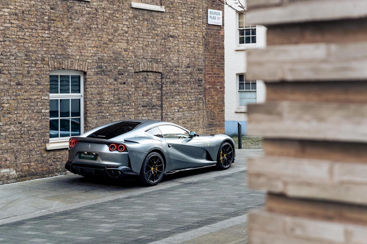 Ferrari 812 Superfast view 32