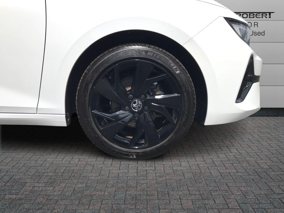 Vauxhall Astra view 12