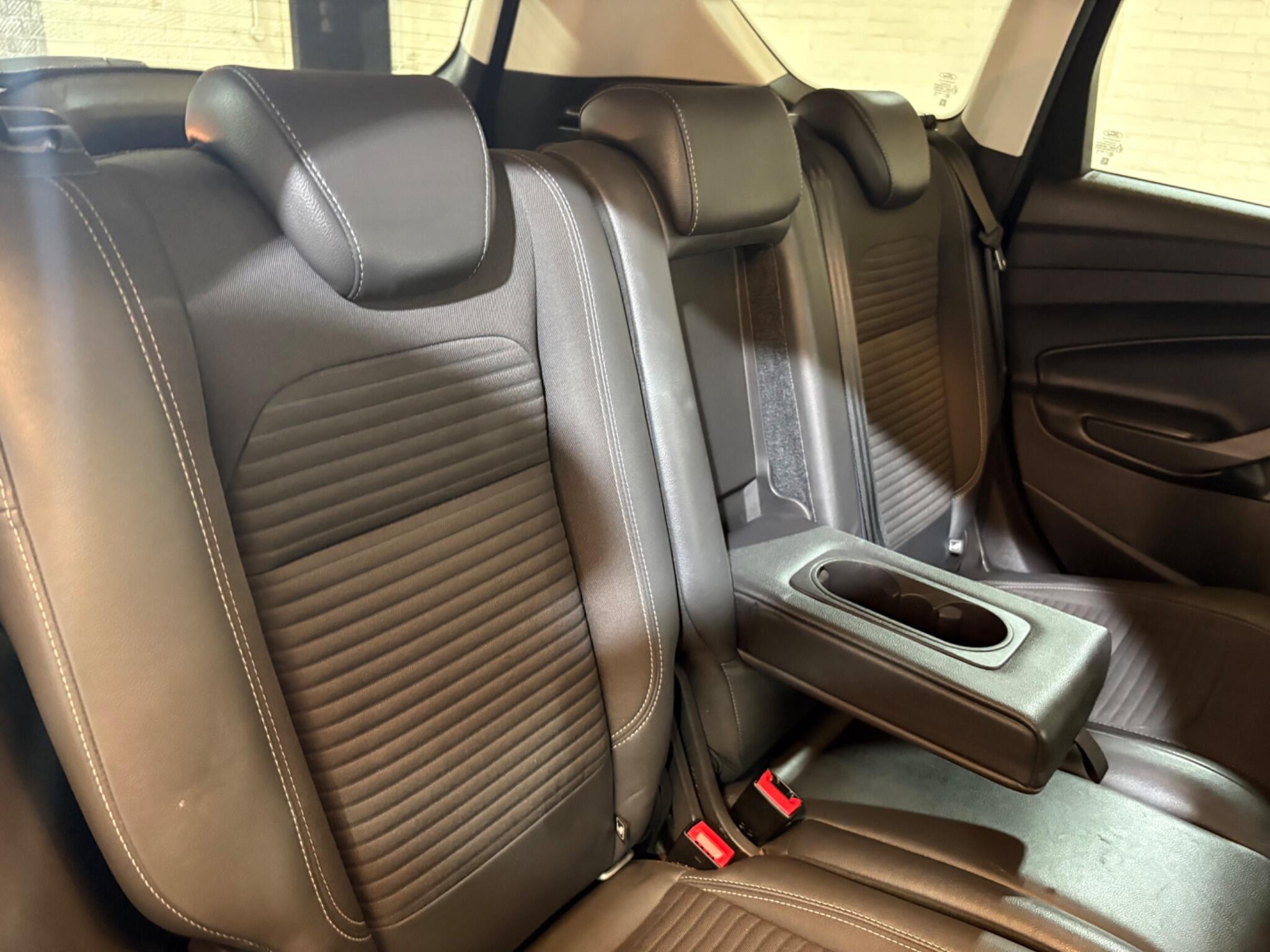 Ford Kuga view 67