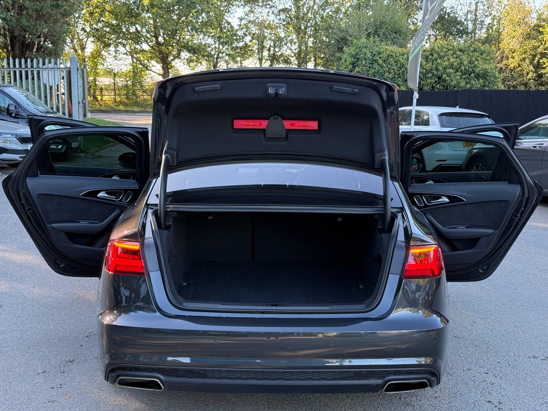 Audi A6 view 22