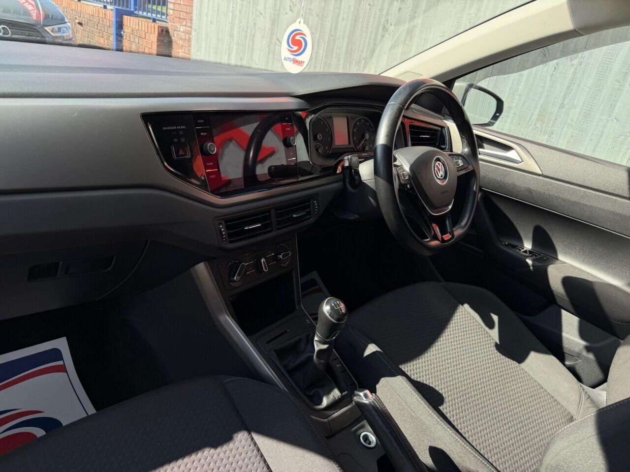 Volkswagen Polo view 27