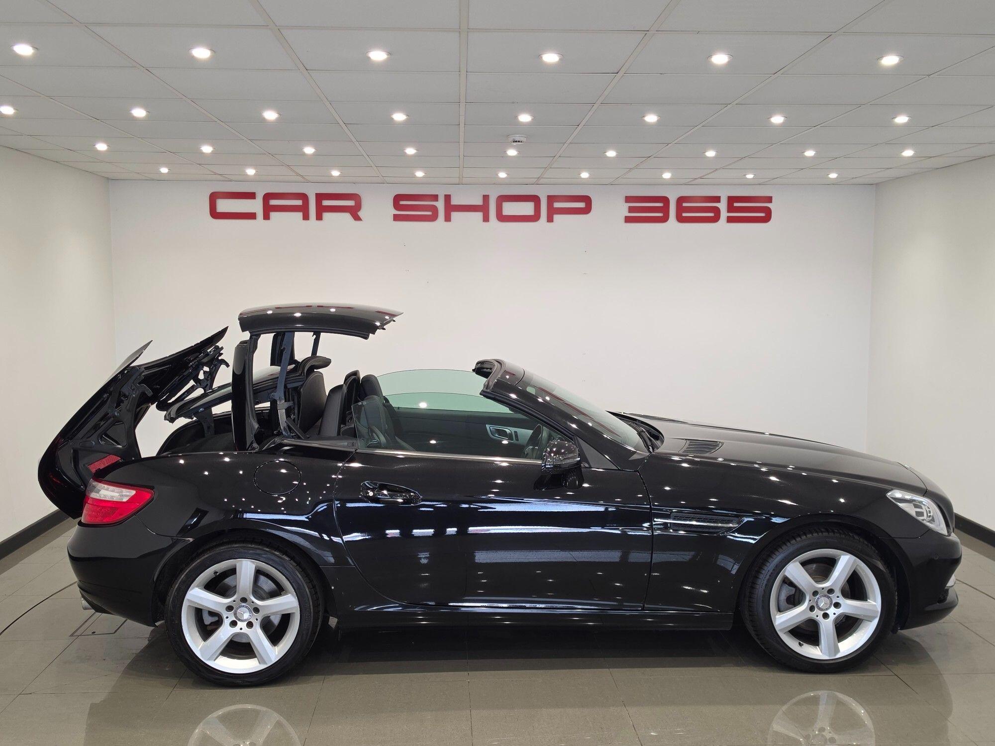 Mercedes-Benz SLK view 10