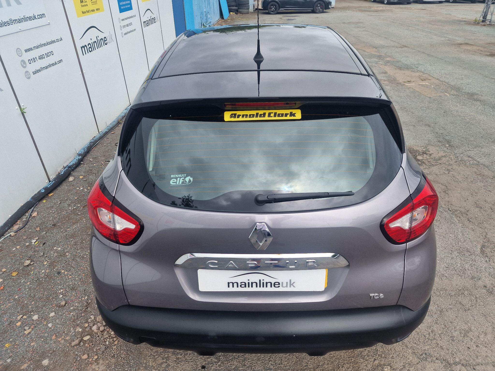 Renault Captur view 17