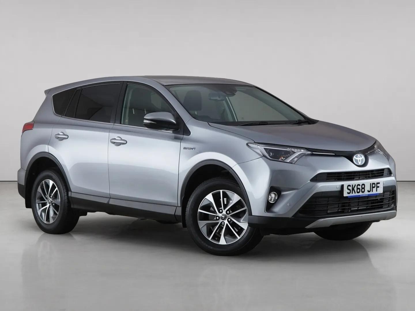 2018 Toyota Rav4 in Silver for sale