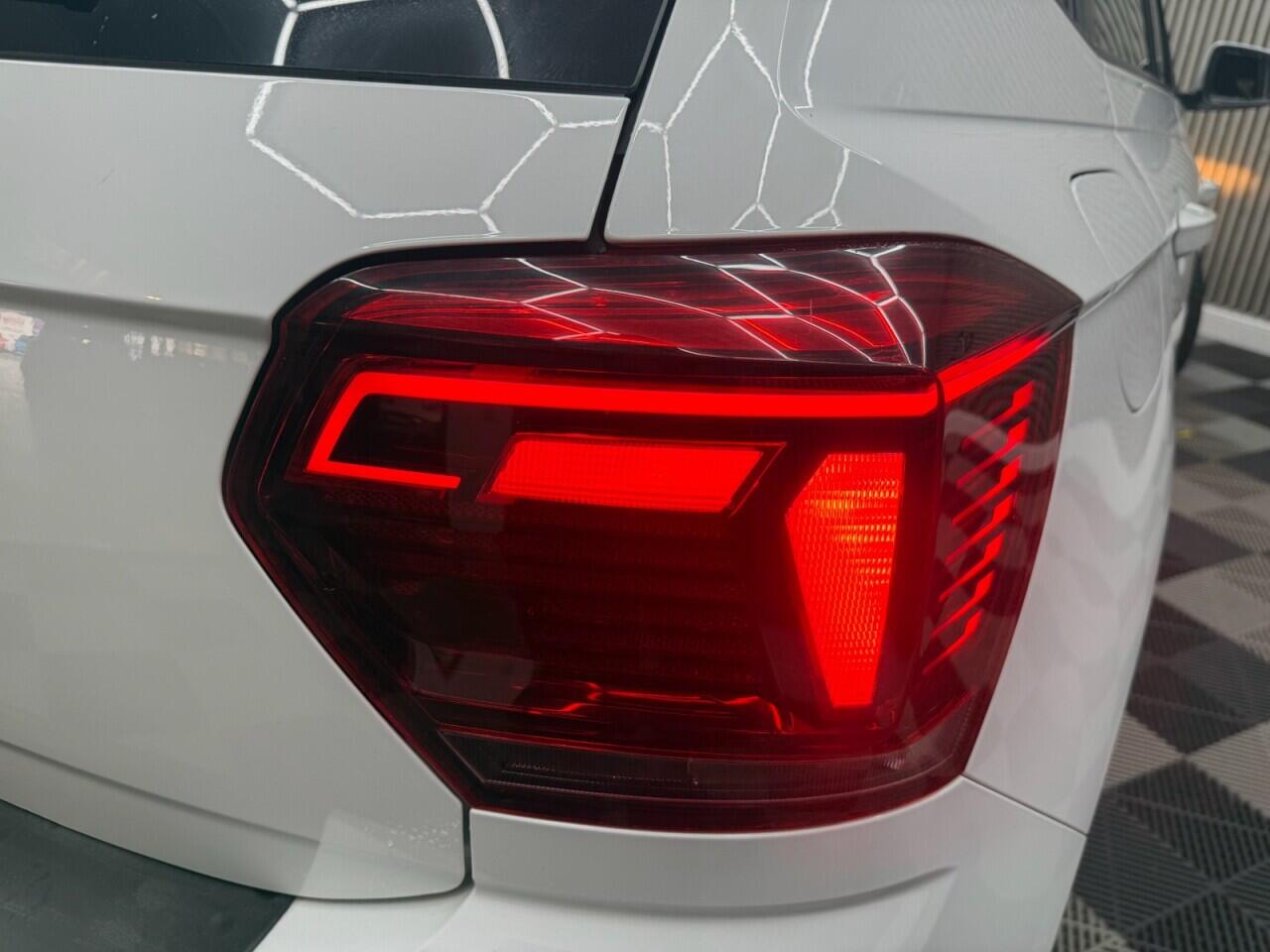 Volkswagen Polo view 35