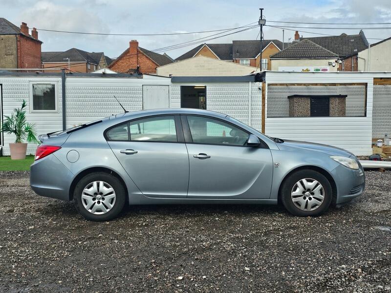 2010 Vauxhall Insignia 2.0 CDTi S Euro 5 5dr • 75,000 miles image 8