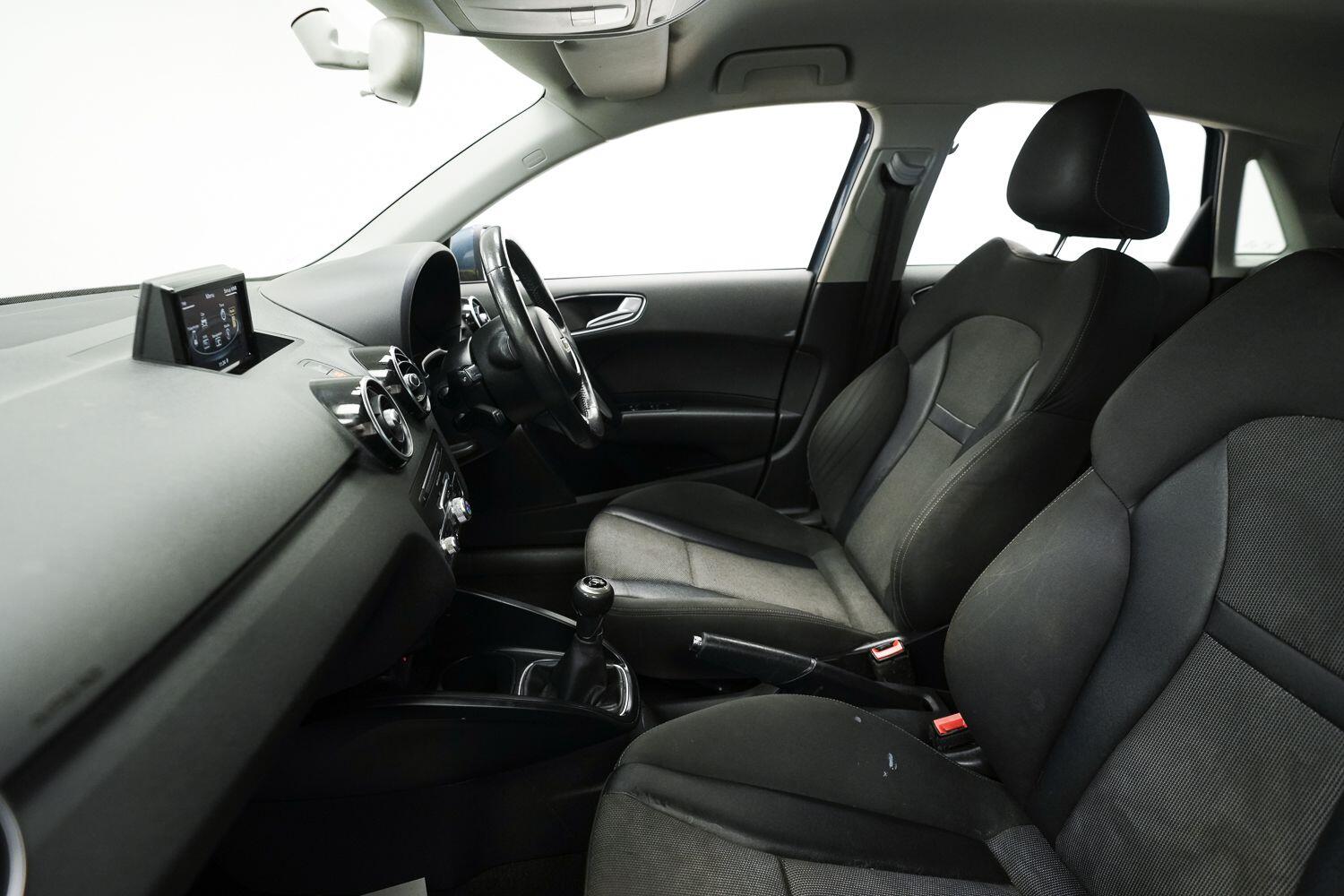 Audi A1 view 21