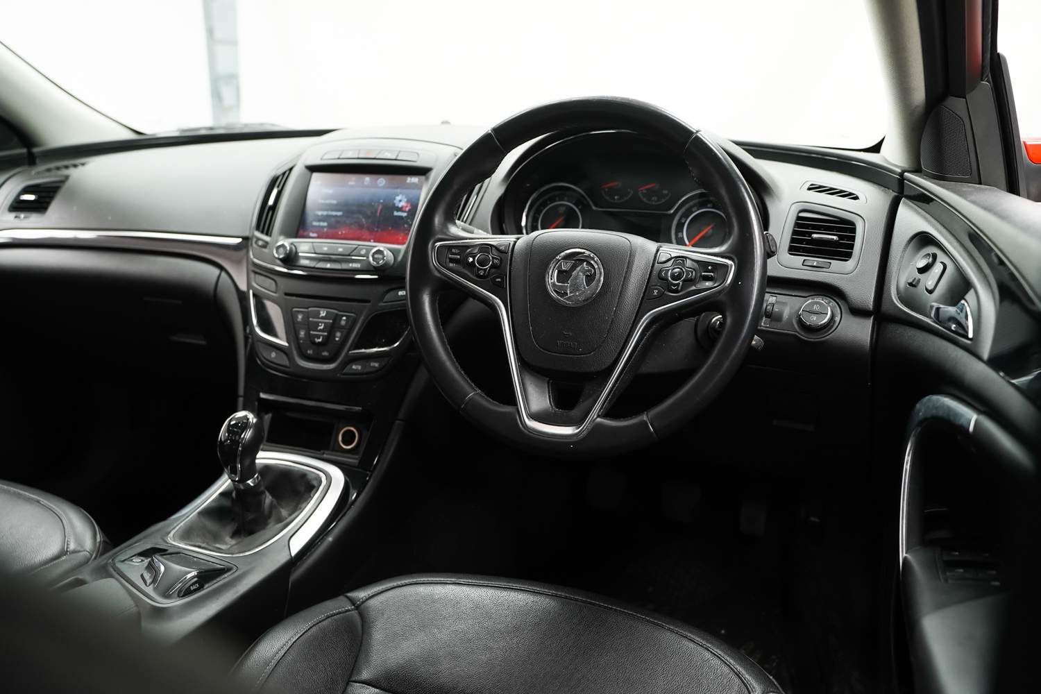 Vauxhall Insignia view 17
