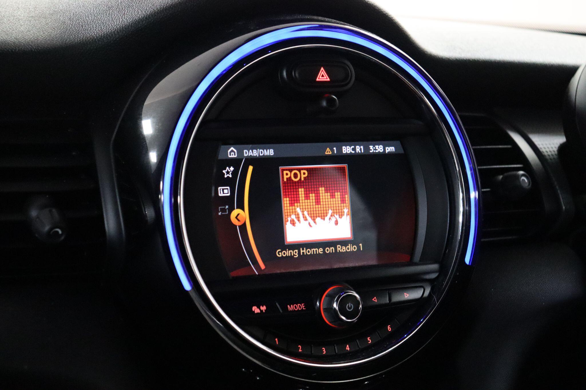 Mini Hatch view 39