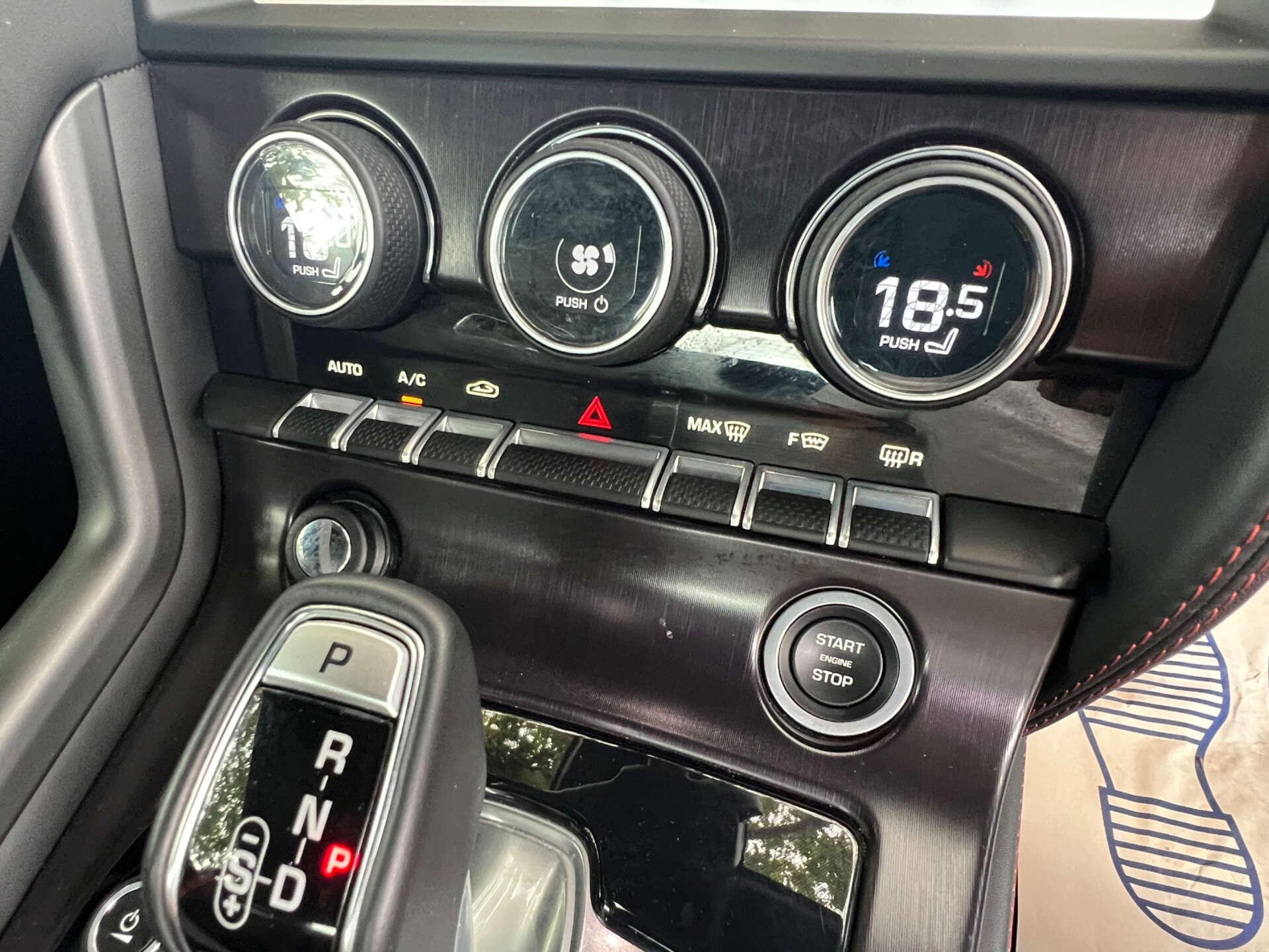Jaguar F-Type view 37