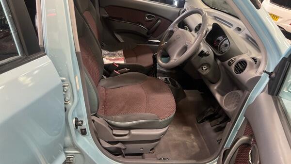 Hyundai Amica view 11