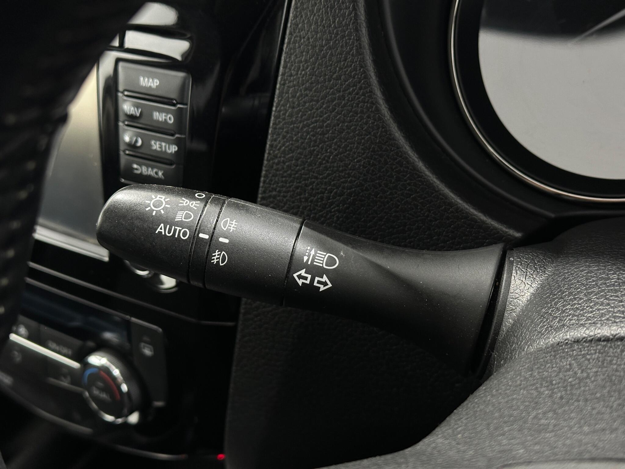 Nissan X-Trail view 14