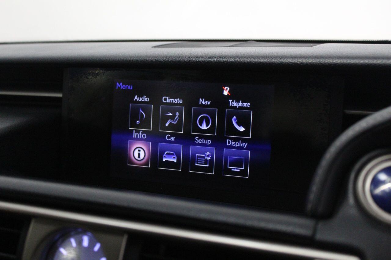 Lexus Is view 38