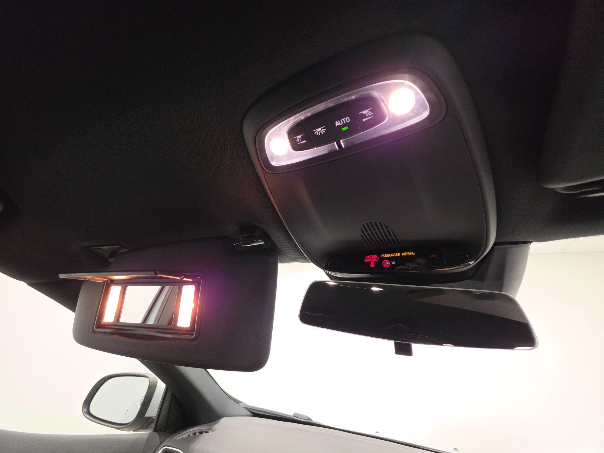 Volvo V40 view 72