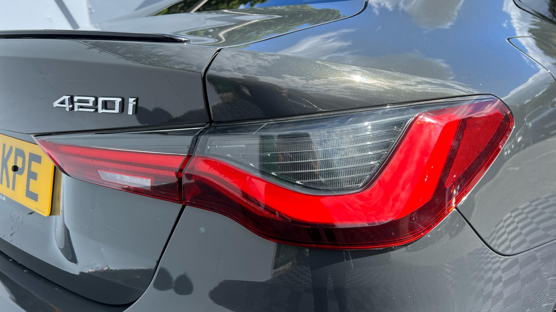 BMW 4 Series view 22