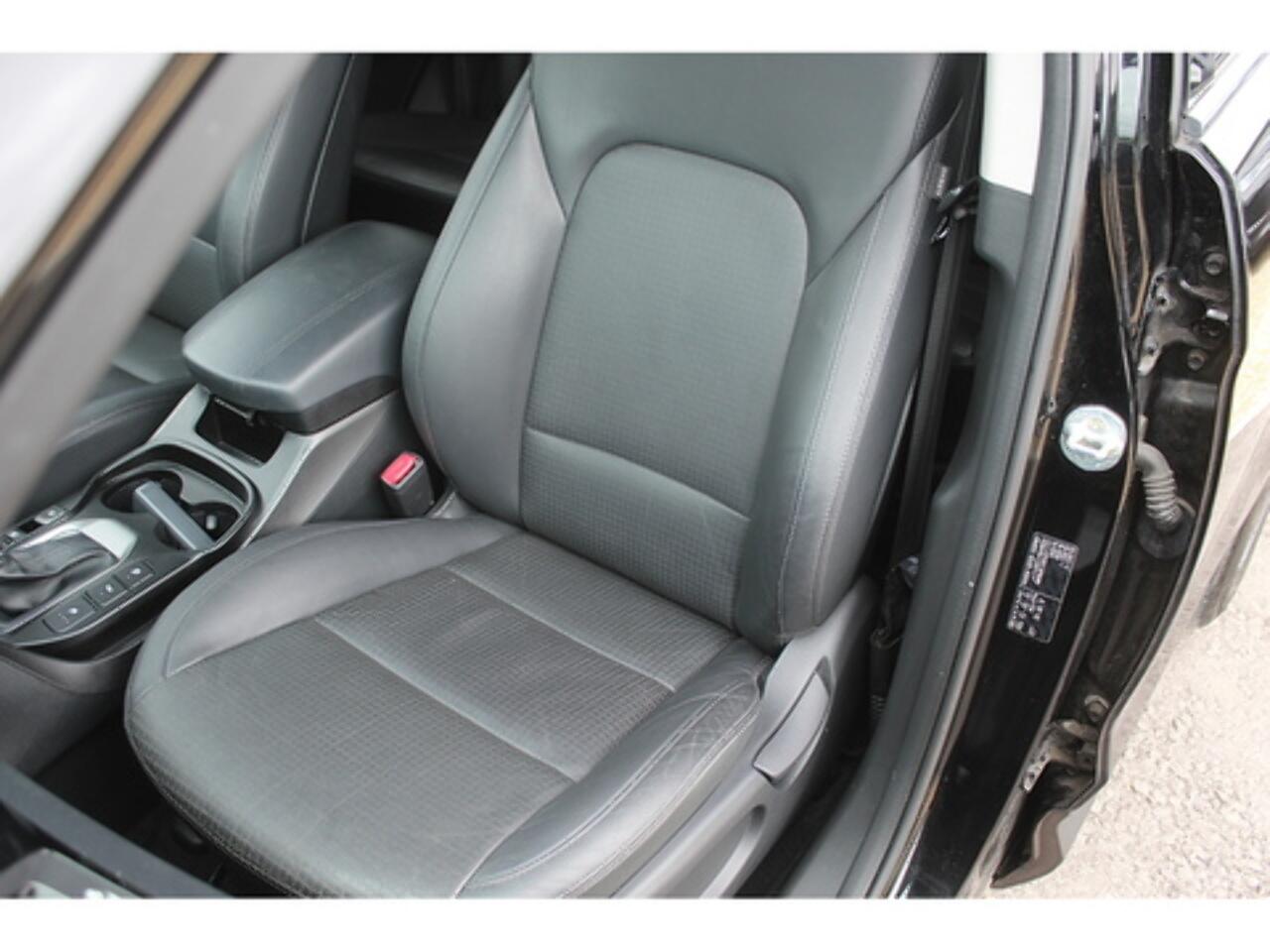 Hyundai Santa Fe view 16