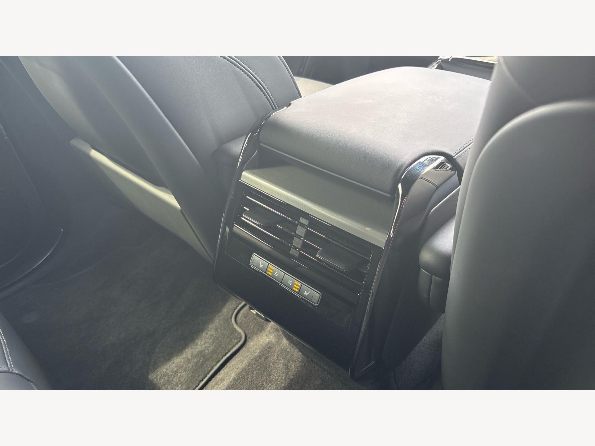 Land Rover Range Rover Sport view 22