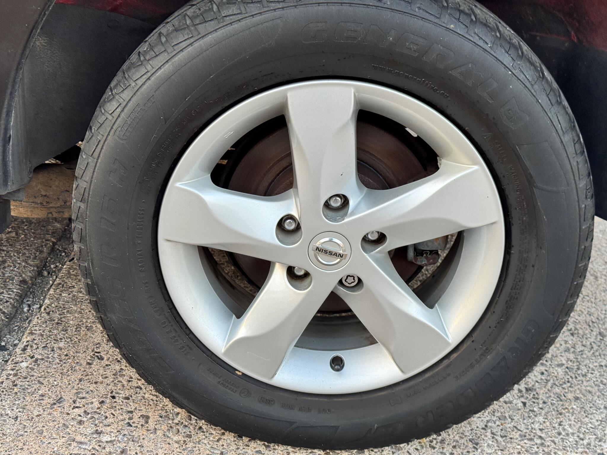 Nissan Qashqai+2 view 33