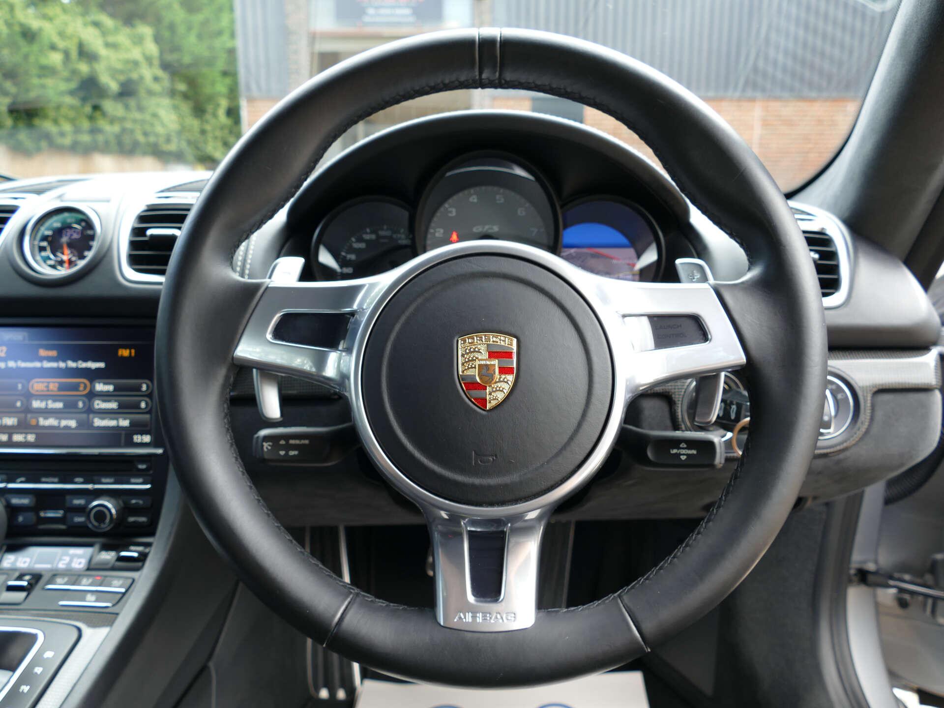 Porsche Cayman view 56