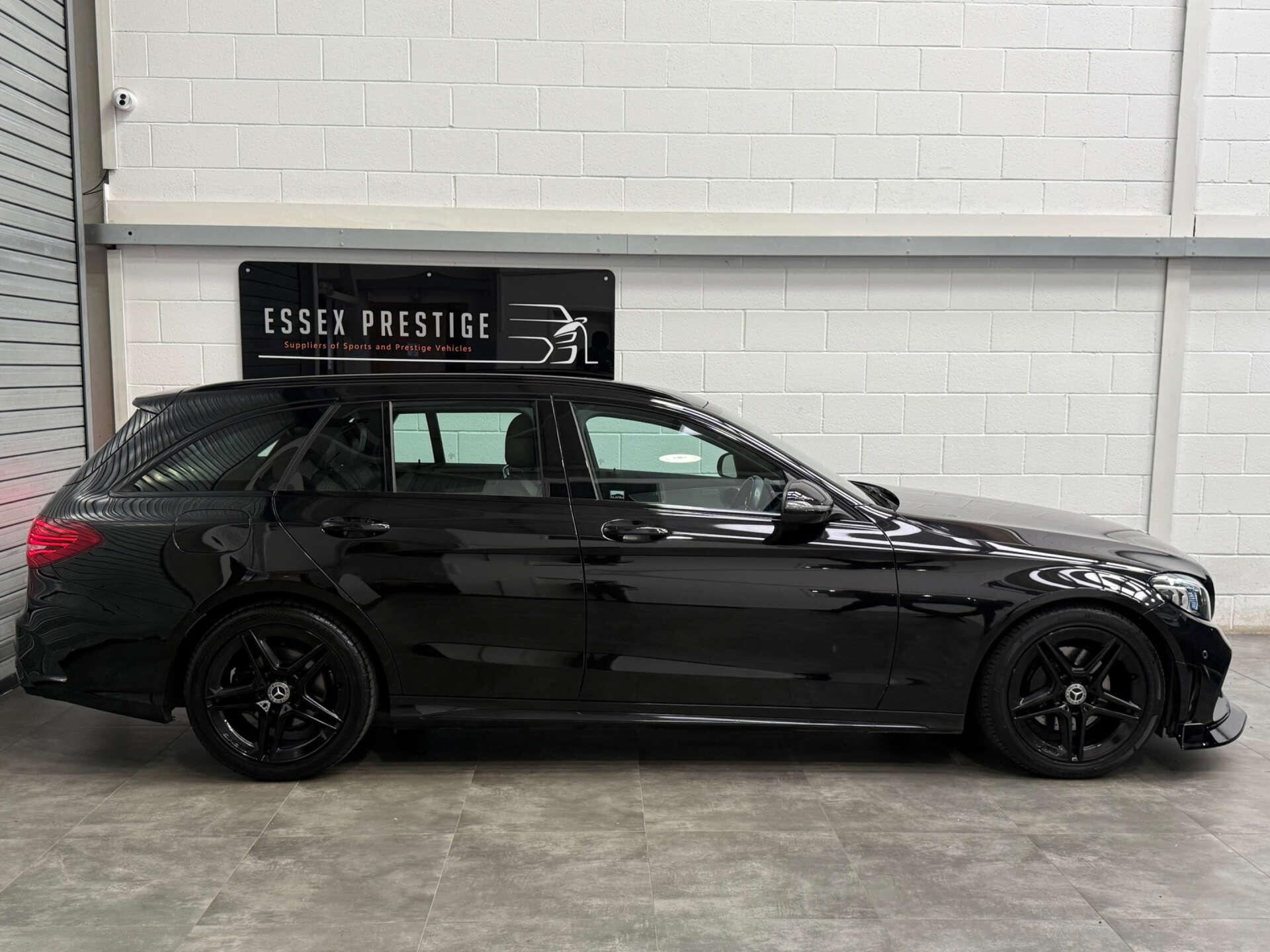 Mercedes-Benz C-Class view 4