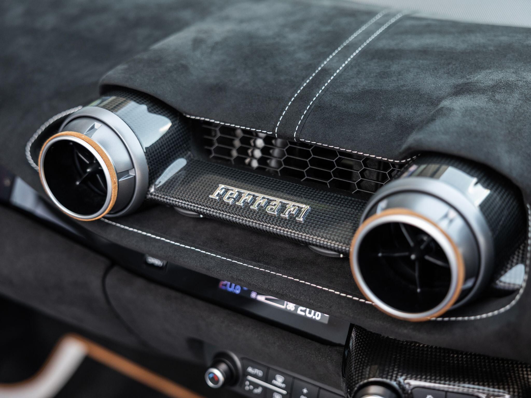 Ferrari 812 view 43