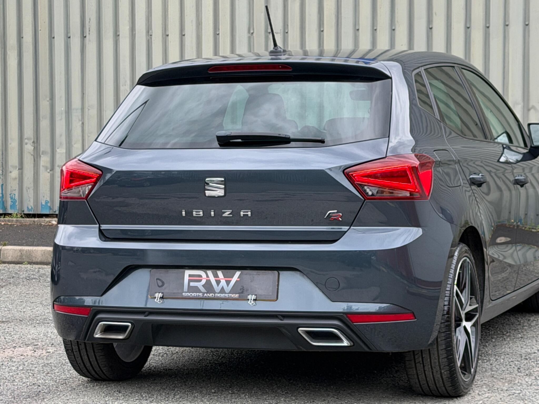 Seat Ibiza view 27