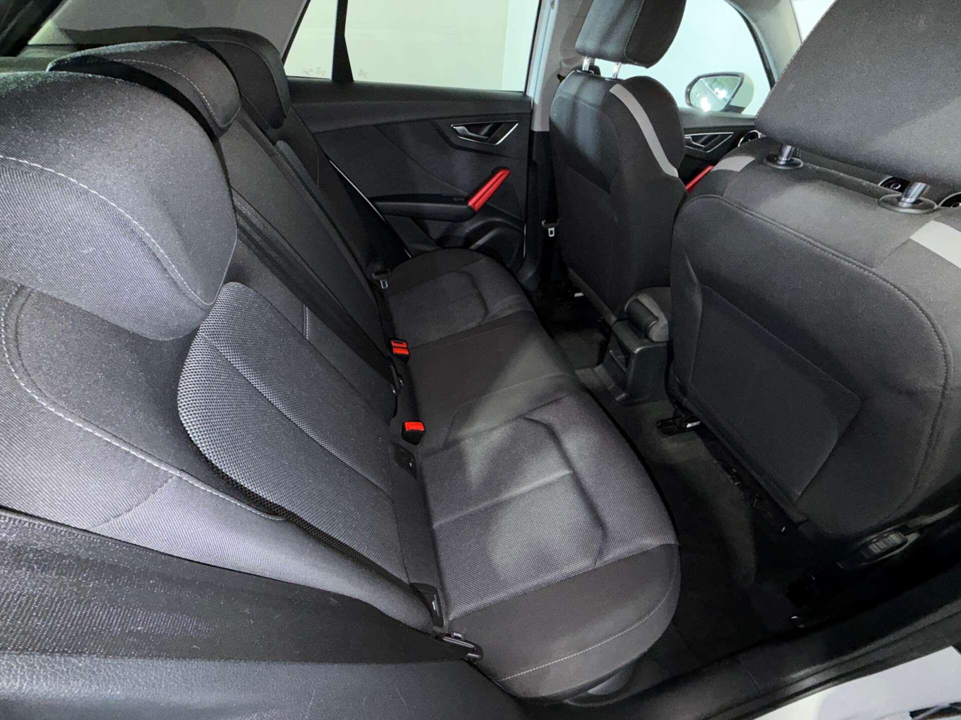 Audi Q2 view 55