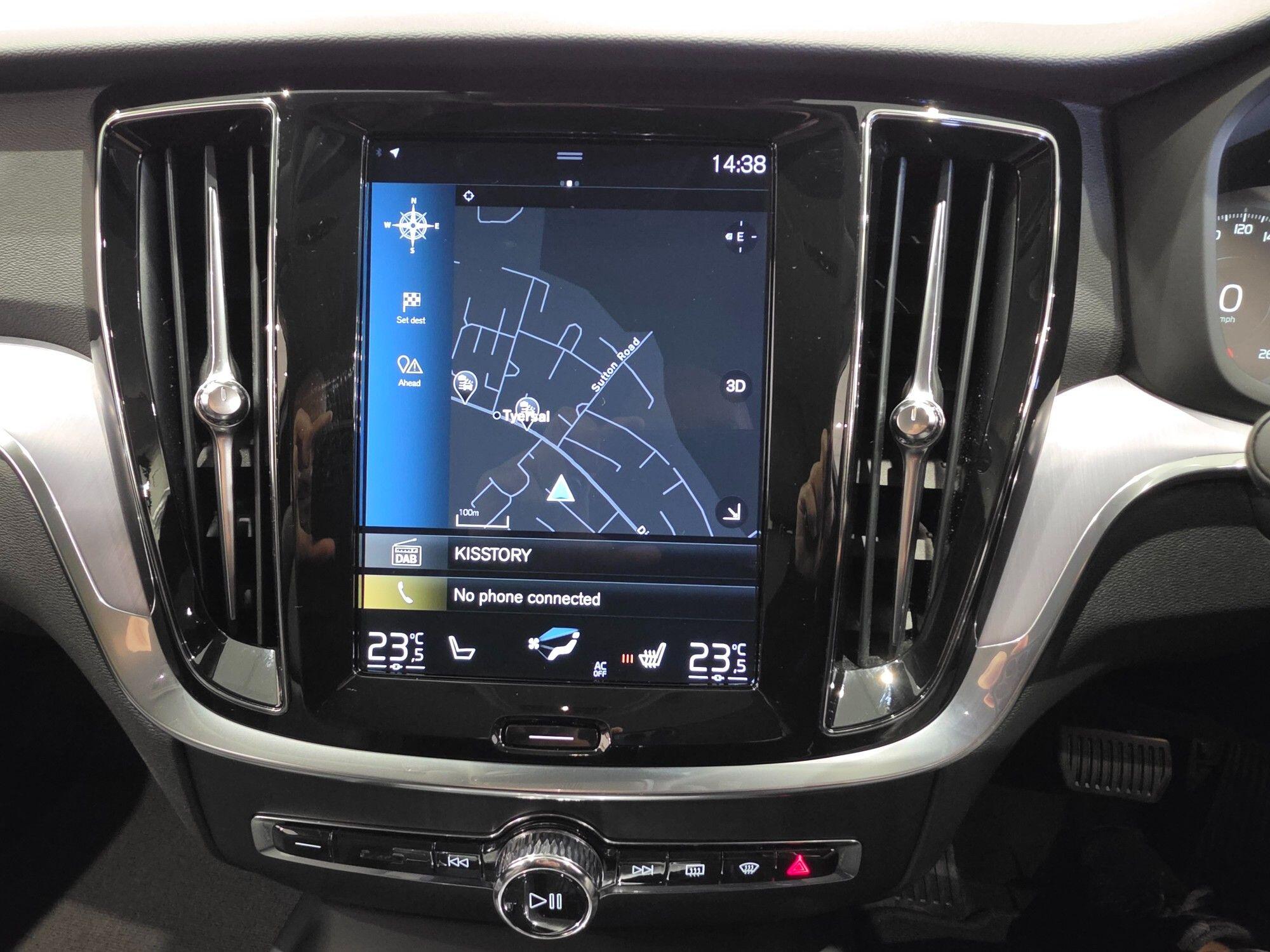 Volvo V60 Cross Country view 89