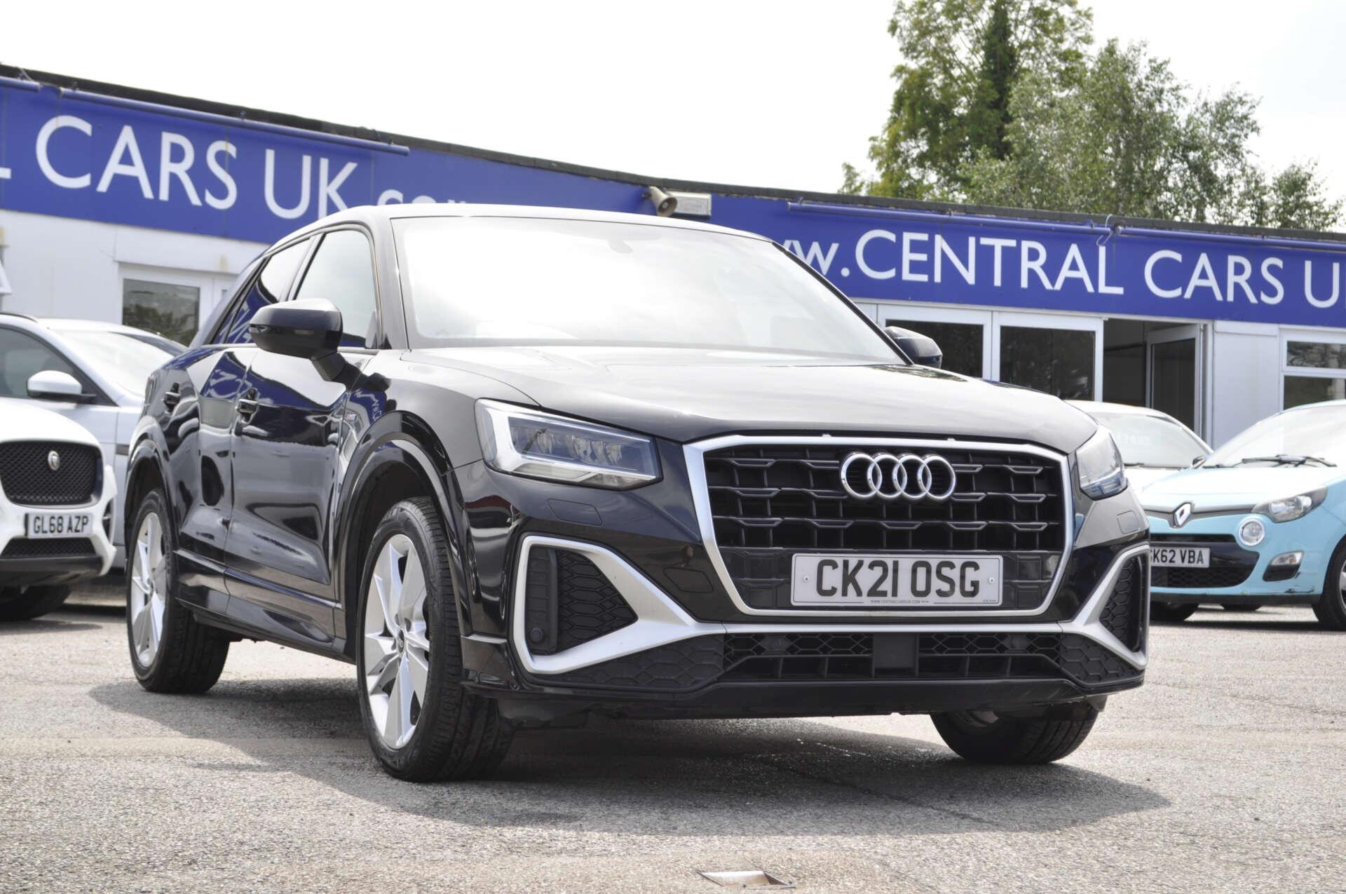 Audi Q2 view 22