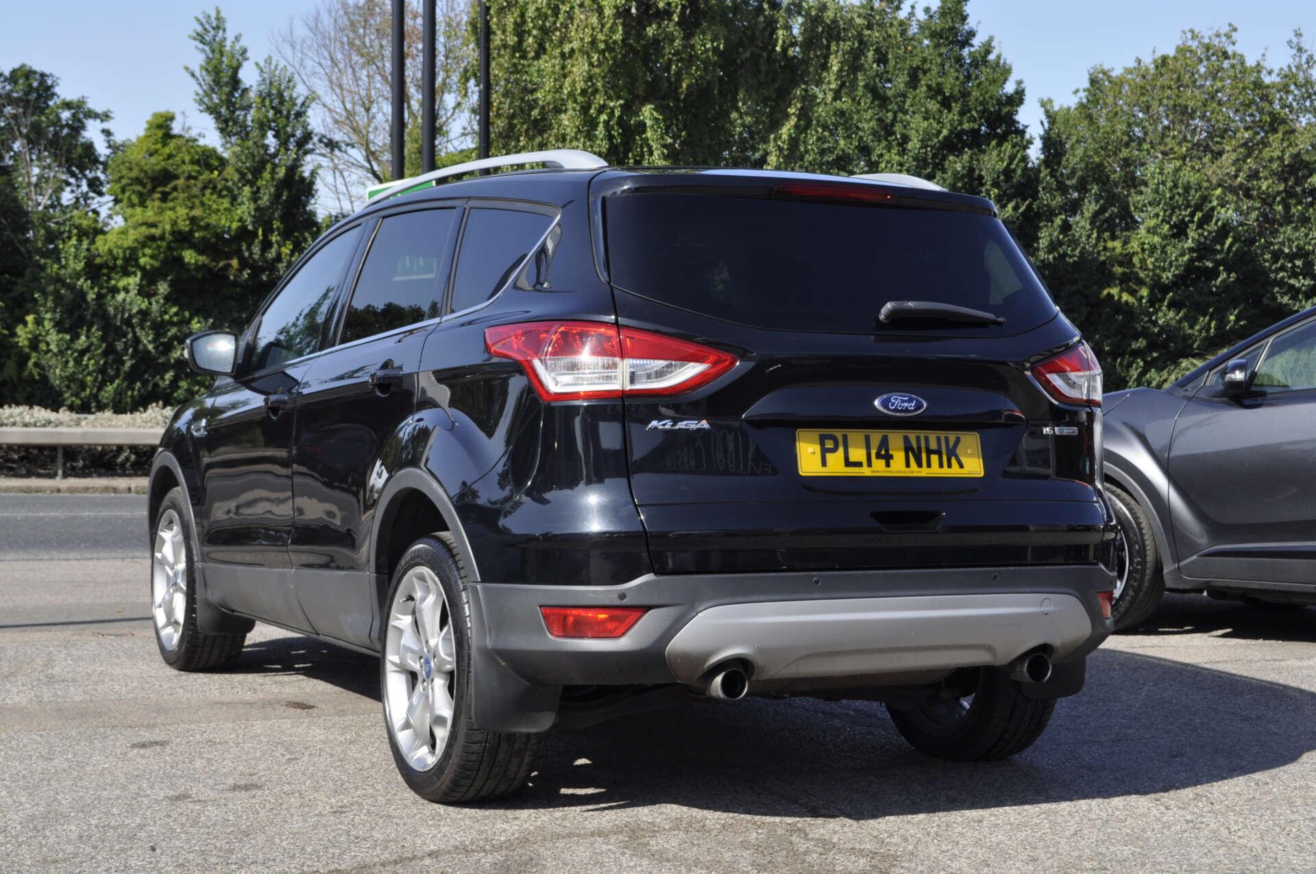 Ford Kuga view 5