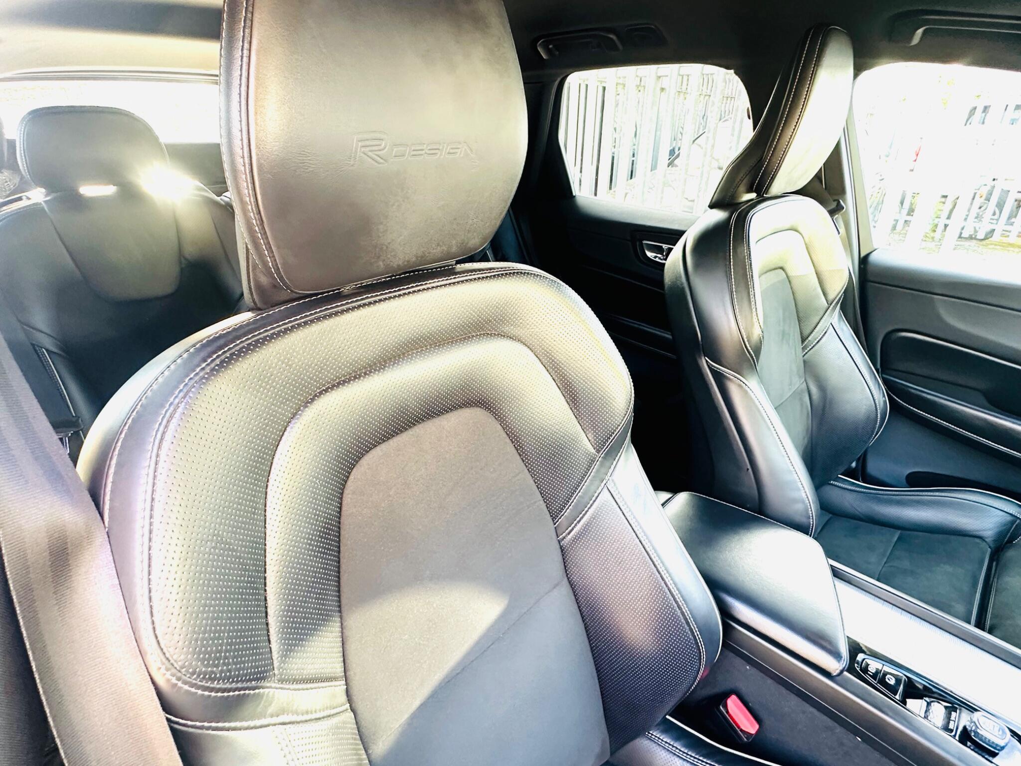 Volvo XC60 view 16