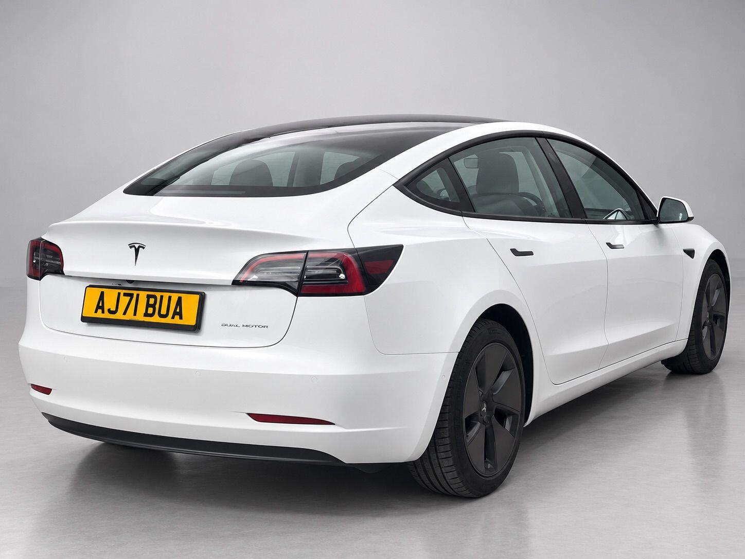 Tesla Model 3 view 13